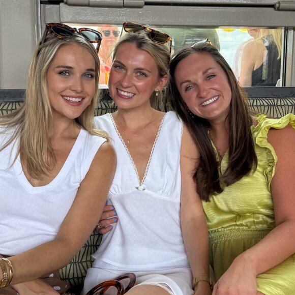 White NIA top and skirt set - Picture 3 of 4